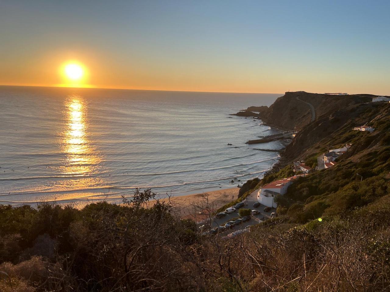Casa Colina, walking distance to Arrifana Beach Aljezur Bagian luar foto
