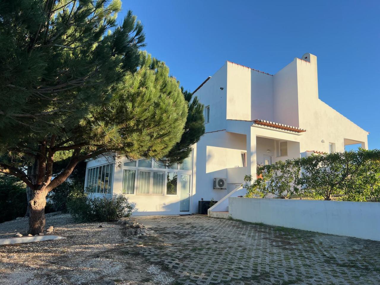 Casa Colina, walking distance to Arrifana Beach Aljezur Bagian luar foto